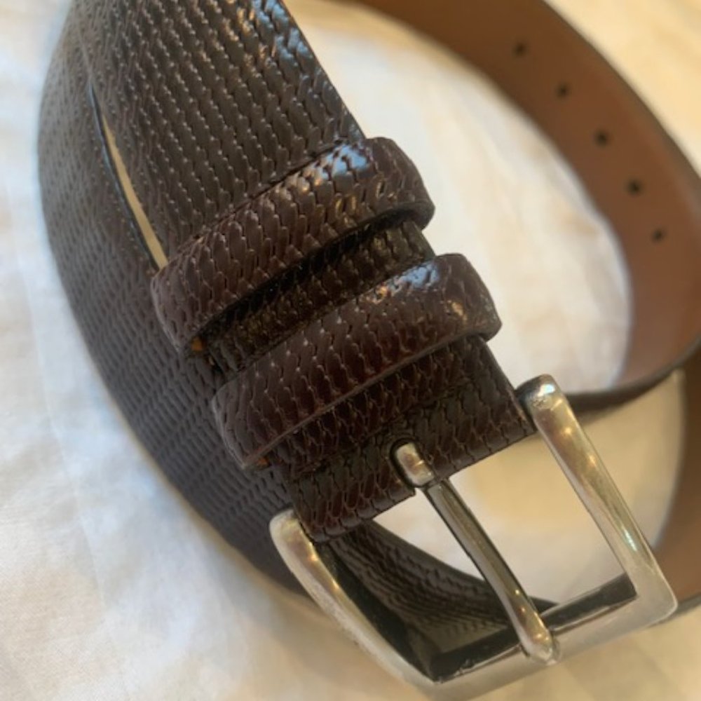 Trafalgar‎  Burgandy Leather Belt, Size 34